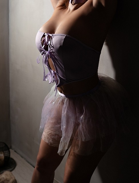 Девушка массажистка Каролина, салон Студия 21